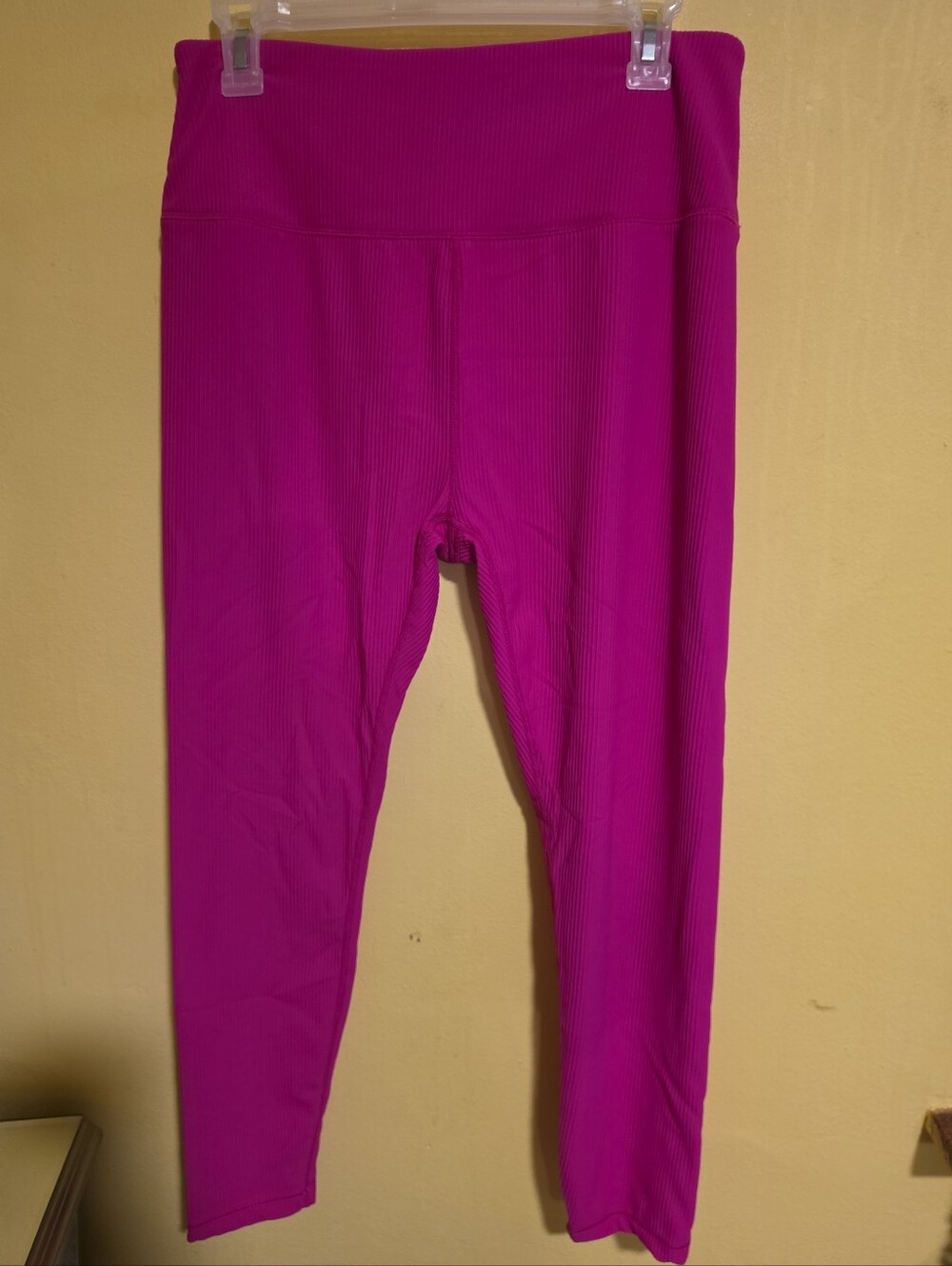 MTA Sport Women's Size Large Magenta Hot Pink Ribbed Active Leggings Pants